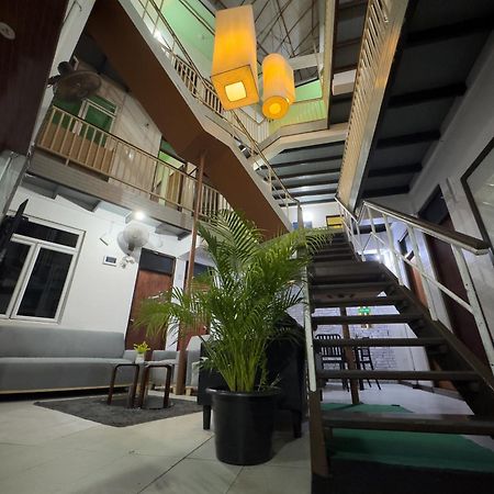 The Park House Hotel Мале Екстериор снимка