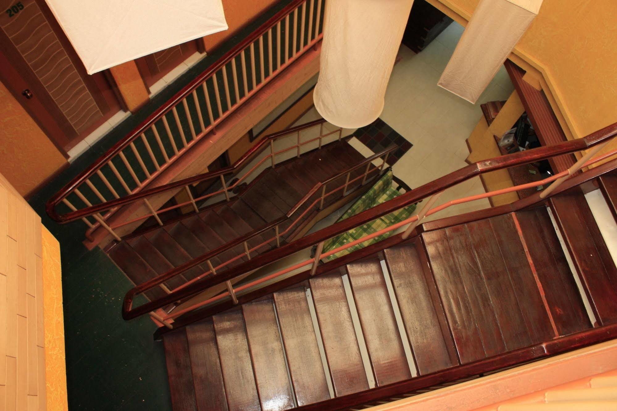 The Park House Hotel Мале Екстериор снимка